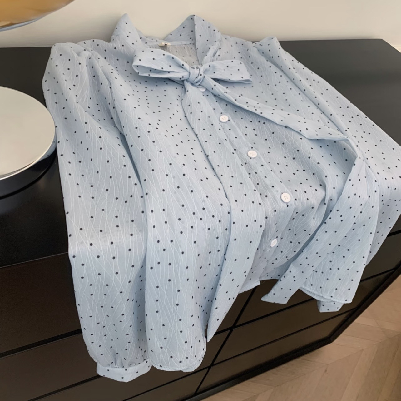 Light Blue Tiny Black Polka Do - đánh giá và giá Puff Sleeve Blouse