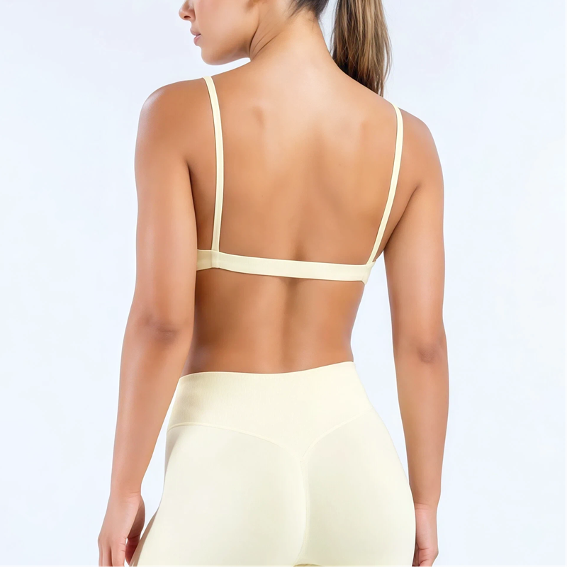 HISTELLO Impact Scoop Neck Bra - đánh giá và giá Bra Top Seamless